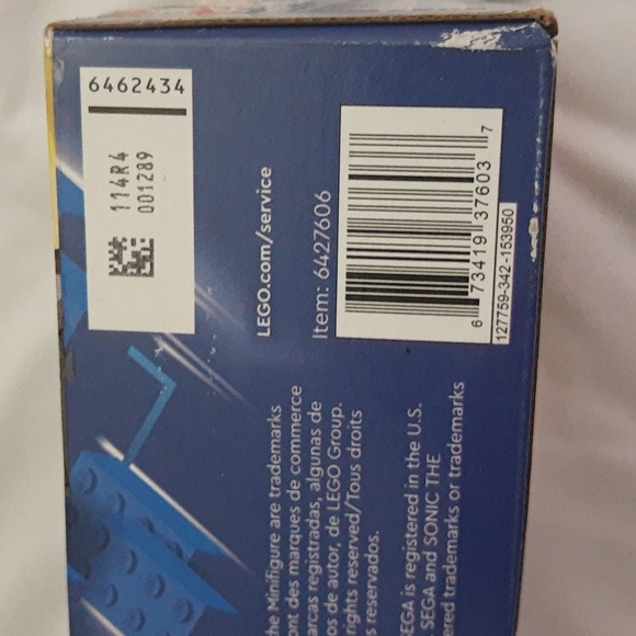 LEGO Sonic the Hedgehog Green Hill Zone Loop Challenge COMPLETE WITH BOX DAMAGE - Picture 15 of 16